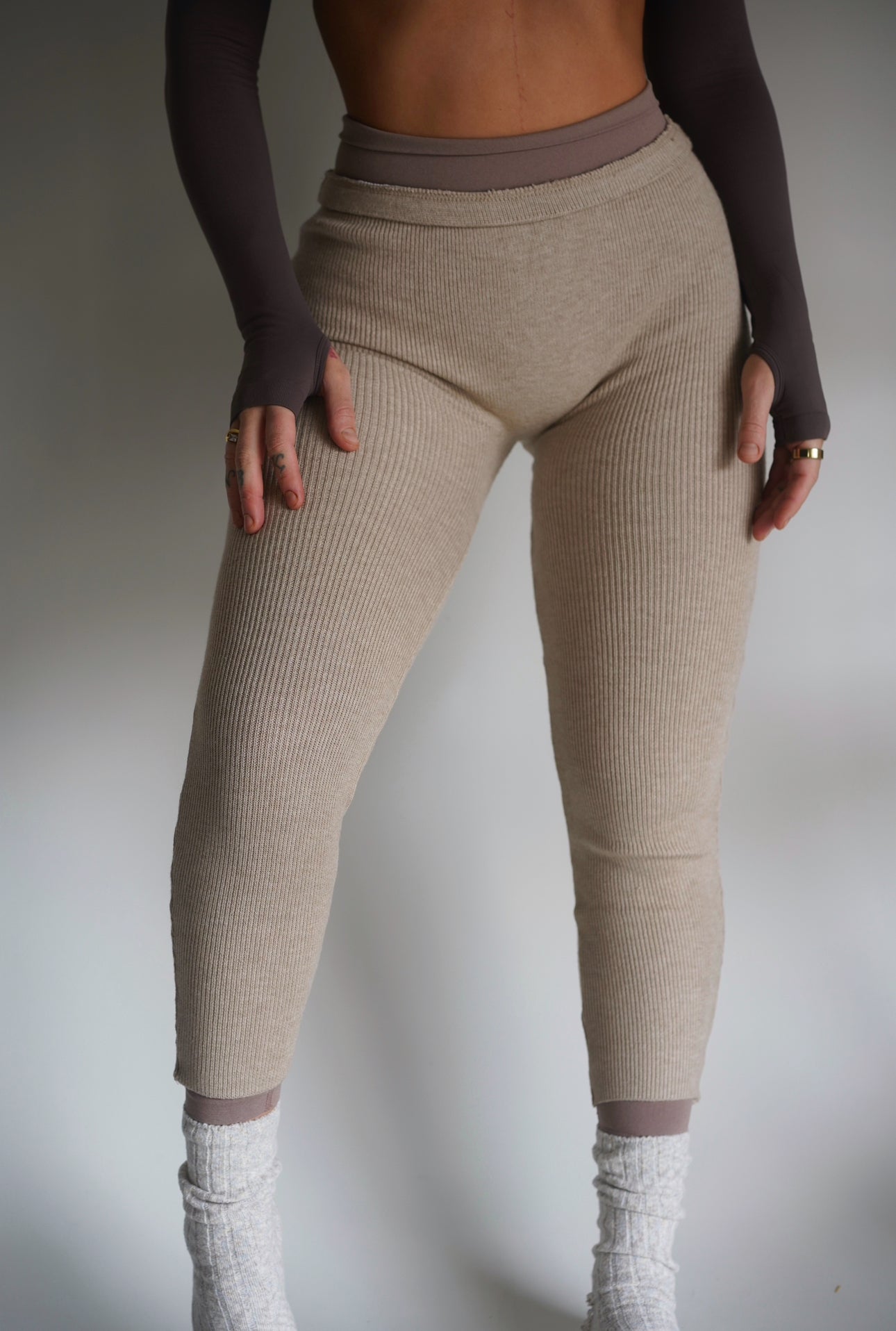 THE RIBBED KNIT LOUNGE PANTS