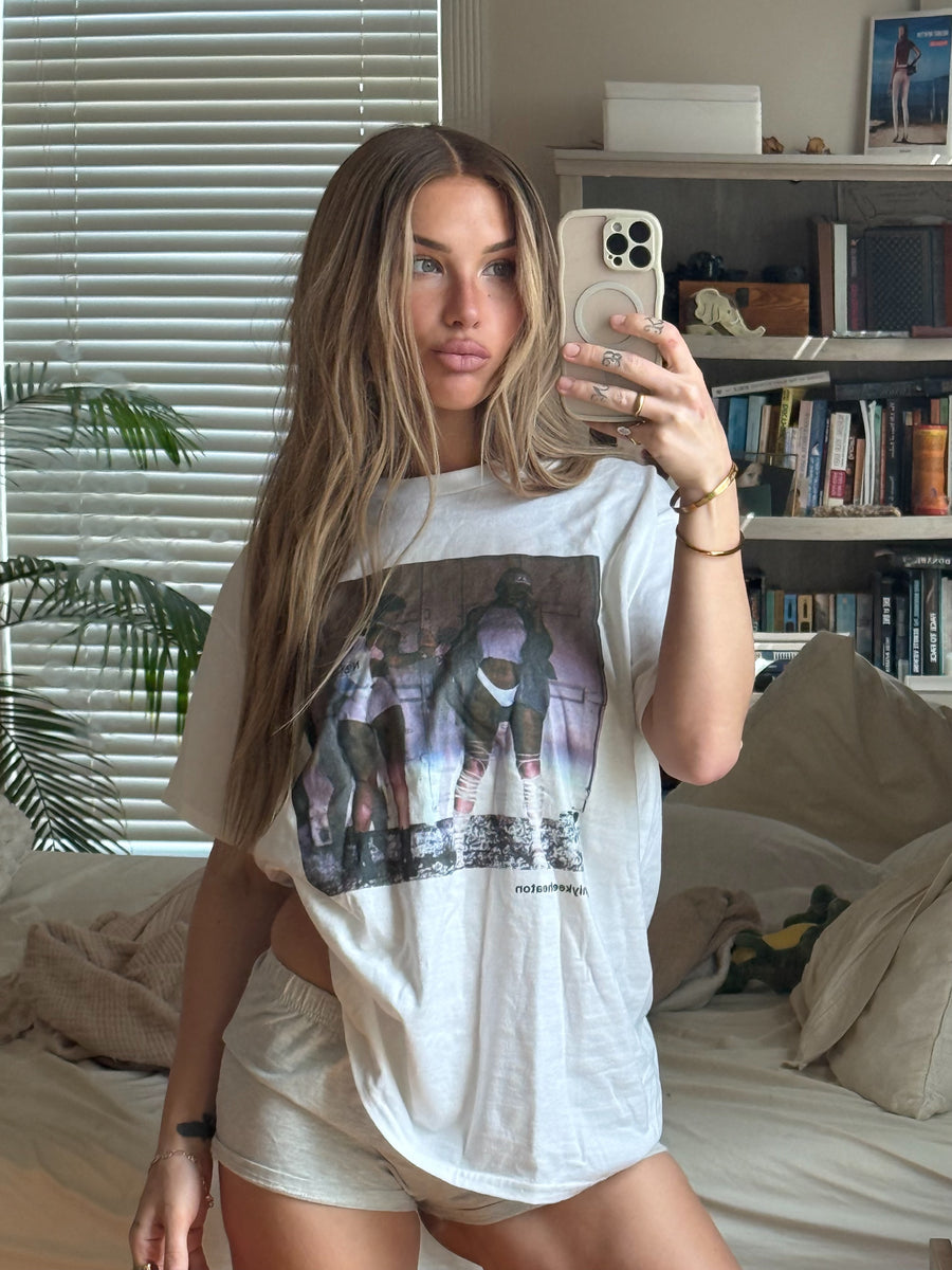 MENTALLY I'M STILL IN 2016 TEE